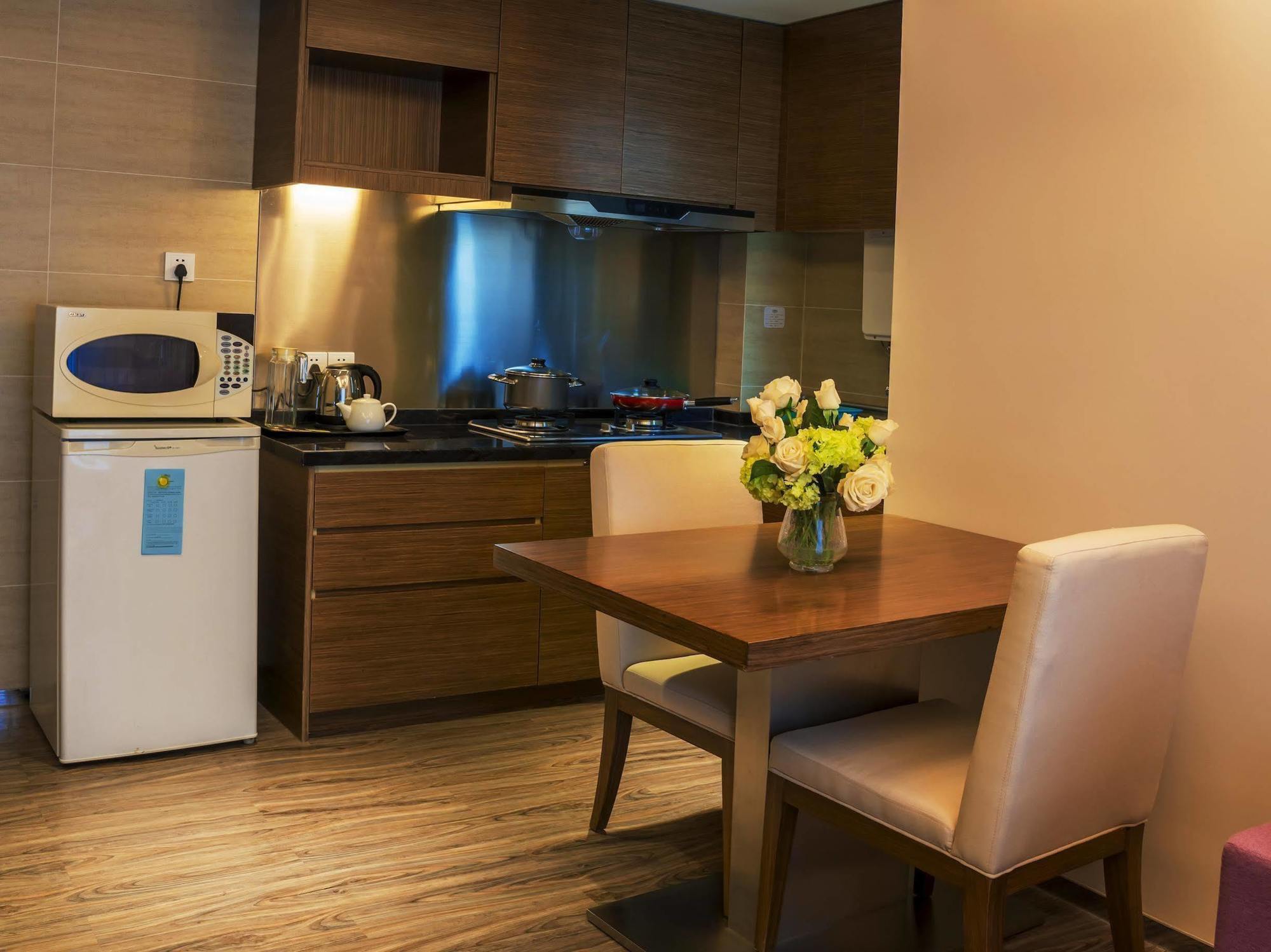 Fietser International Residence Shenzhen Bagian luar foto